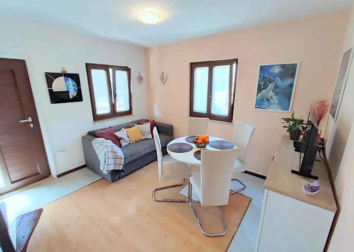 Apartment Pajtak